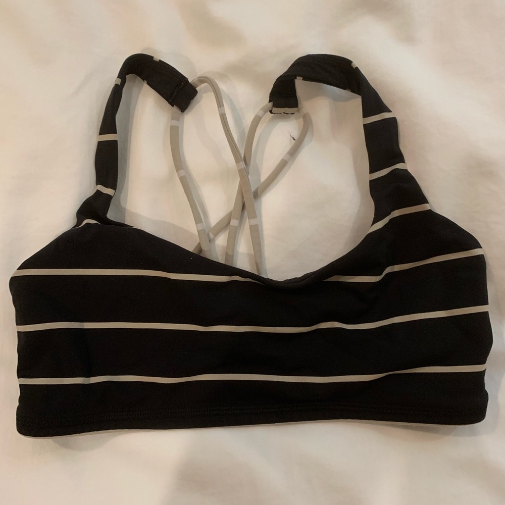 Lulu lemon sports bra